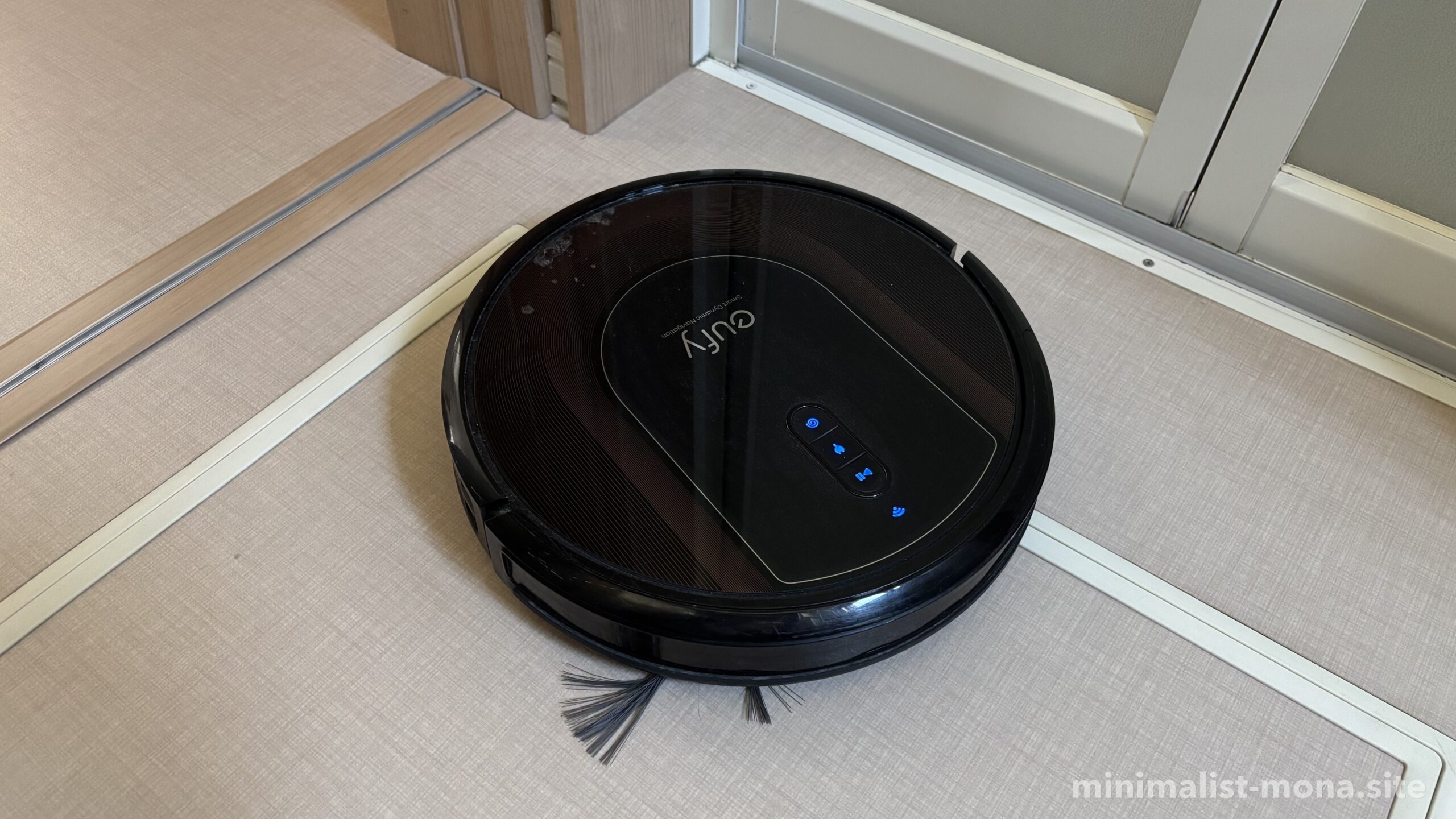 掃除機がけと水拭きに使っているEufyロボット掃除機